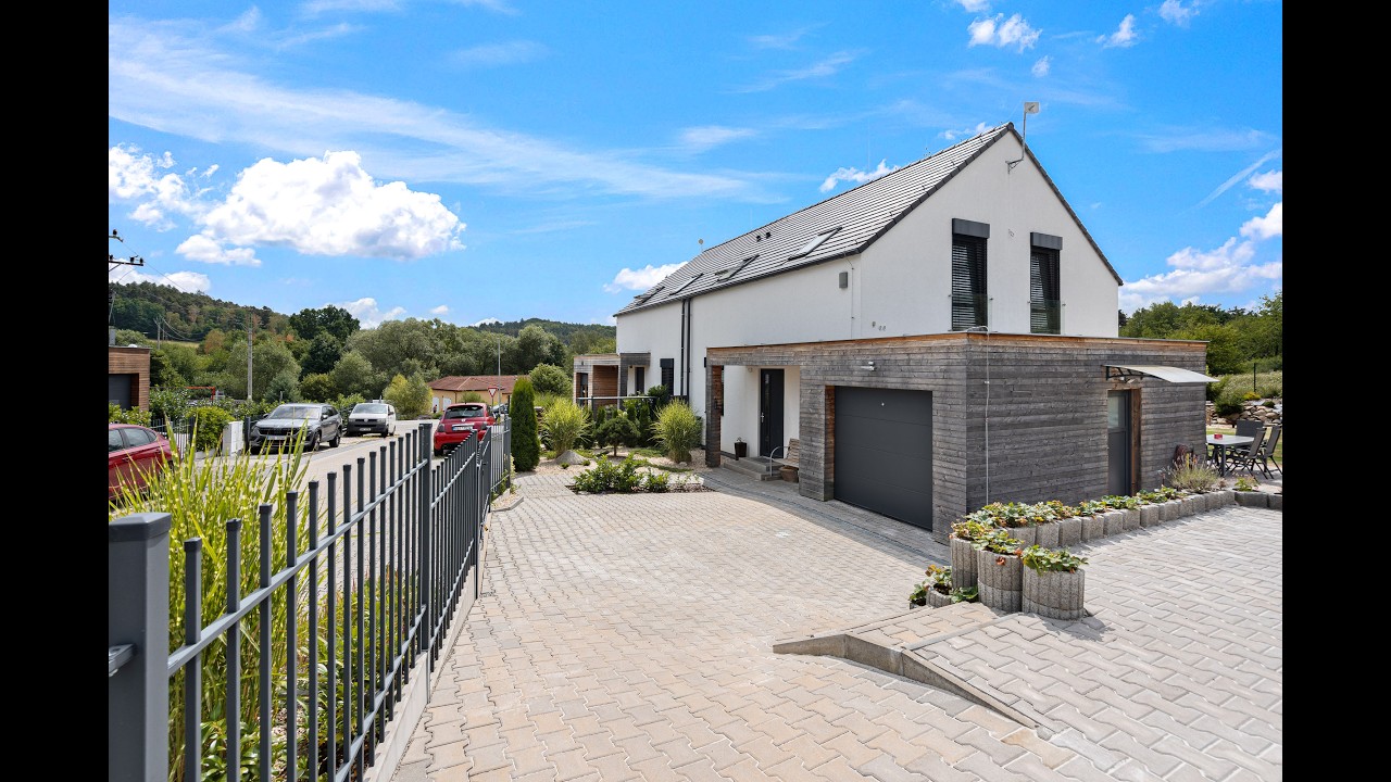 Prodej rodinný dům 5+kk, Kamenice - Praha východ, pozemek 838m²
