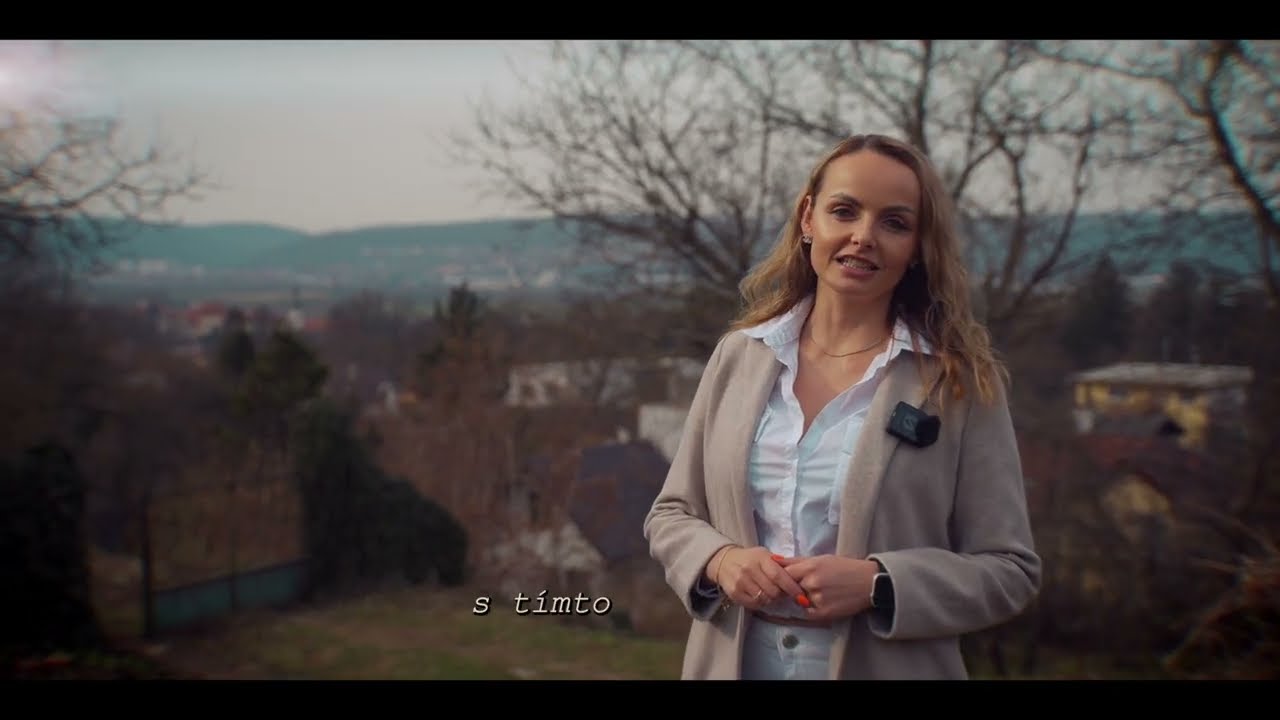 Prodej stavebního pozemku 1056 m² – Praha Zbraslav, klidná lokalita s výhledem
