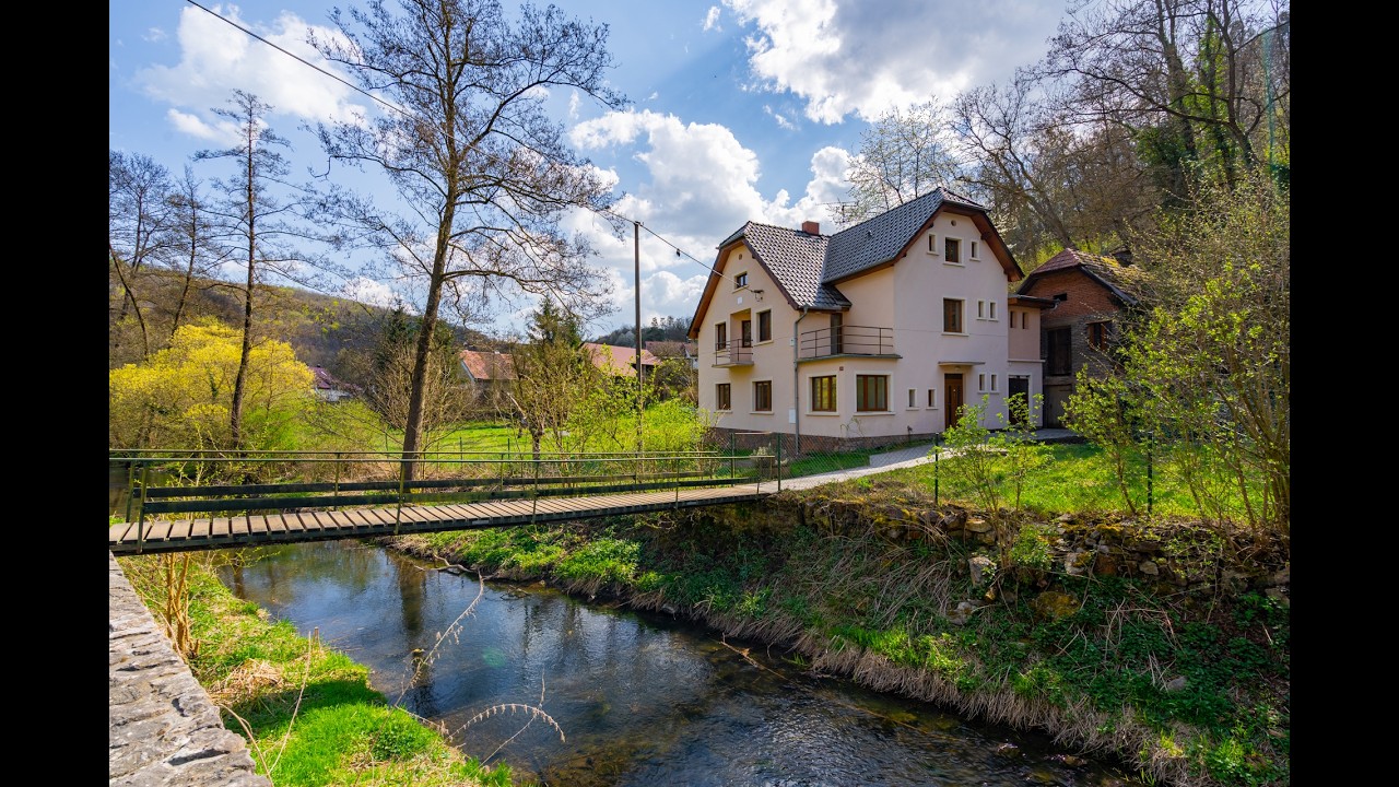 Výjimečné bydlení v srdci přírody, Beroun-Hostim