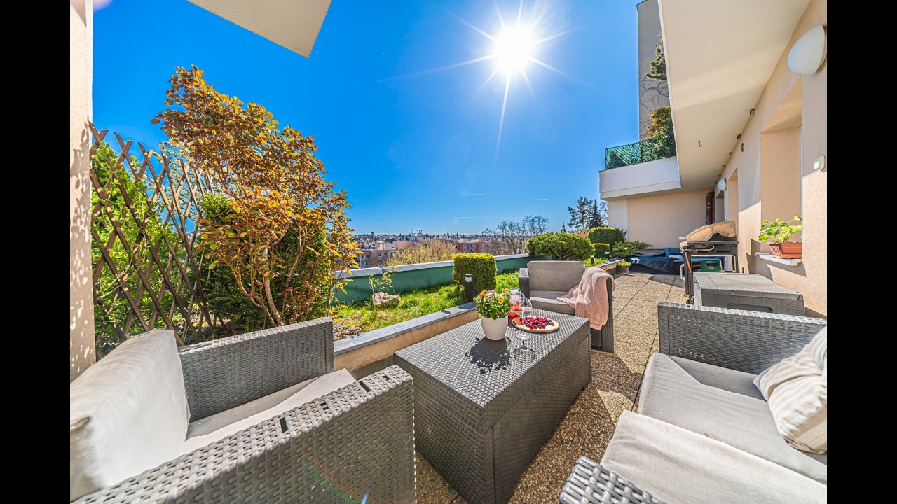 Prodej velkorysého bytu 3+kk, 112 m², s terasou 26 m²